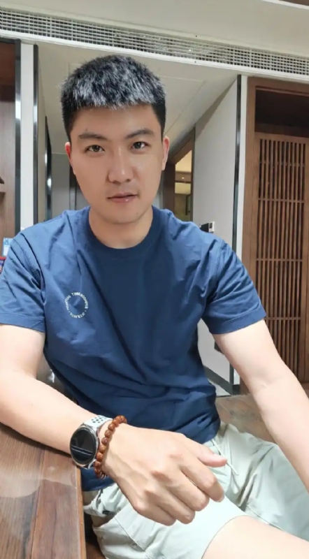 大鹏展翅的第二张照片--西宁残疾人相亲网